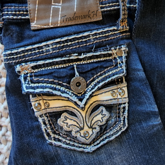 Trademark H jeans - Picture 2 of 10